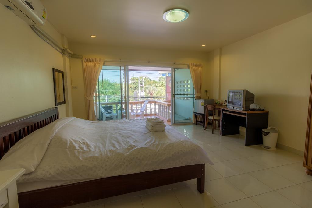 Hk Residence Hua Hin Exterior photo